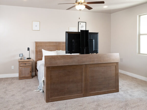 Hudson TV Bed in Coastal Mist